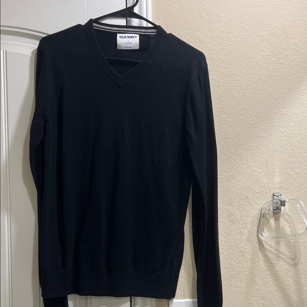 Old Navy Men's Classic Black V-Neck Sweater